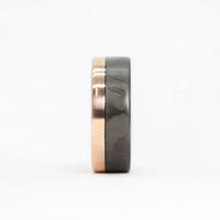 carbon fiber wedding band with rose gold rail front view
